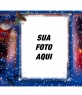 Cartão de Natal personalizado bonito com sua foto, fundo de neve, Papai Noel e velas