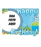 cartão feliz aniversário, que inclui uma armação redonda onde colocar a foto que você deseja facilmente e de graça. Deseja-lhe um feliz aniversário com este cartão azul personalizada.