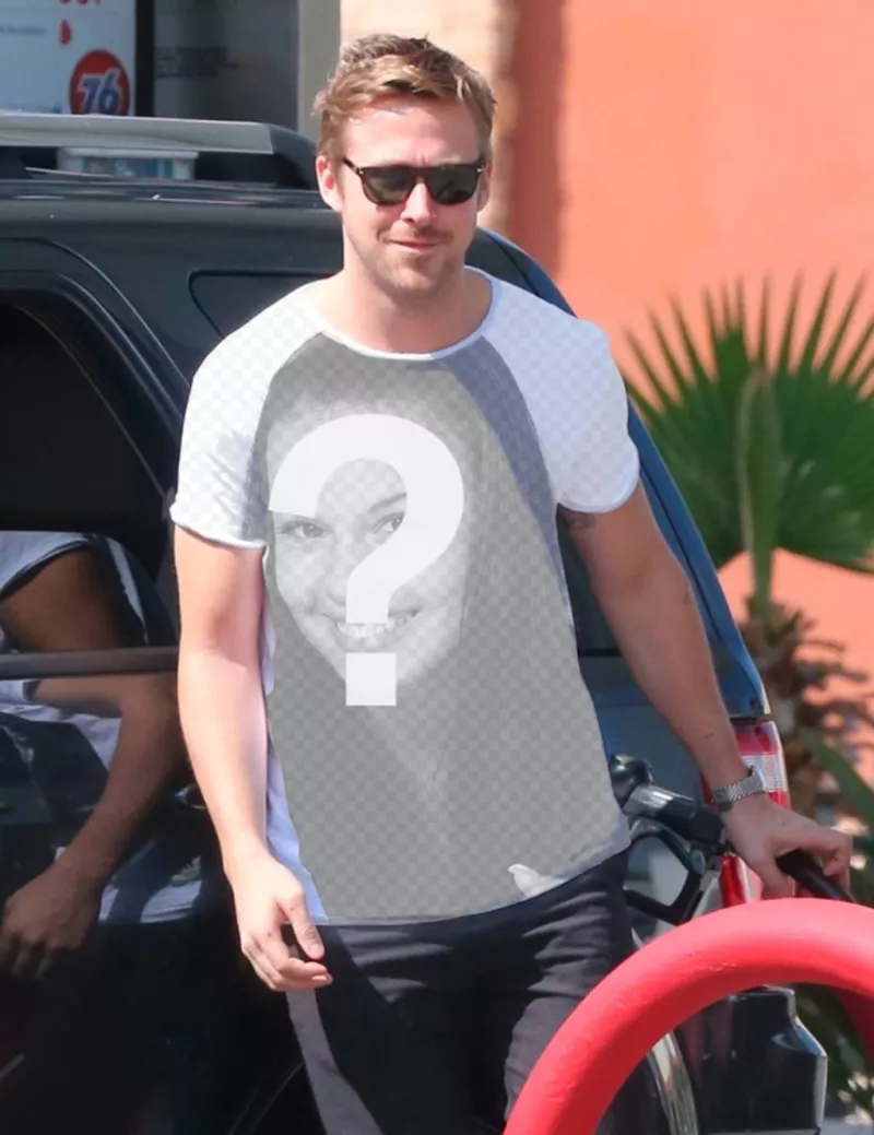 Coloque sua foto na T-shirt de Ryan Gosling. ..