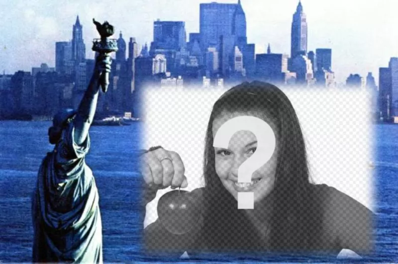 customizável com seu cartão postal com uma fotografia antiga da Estátua da Liberdade e Nova York fundo City...
