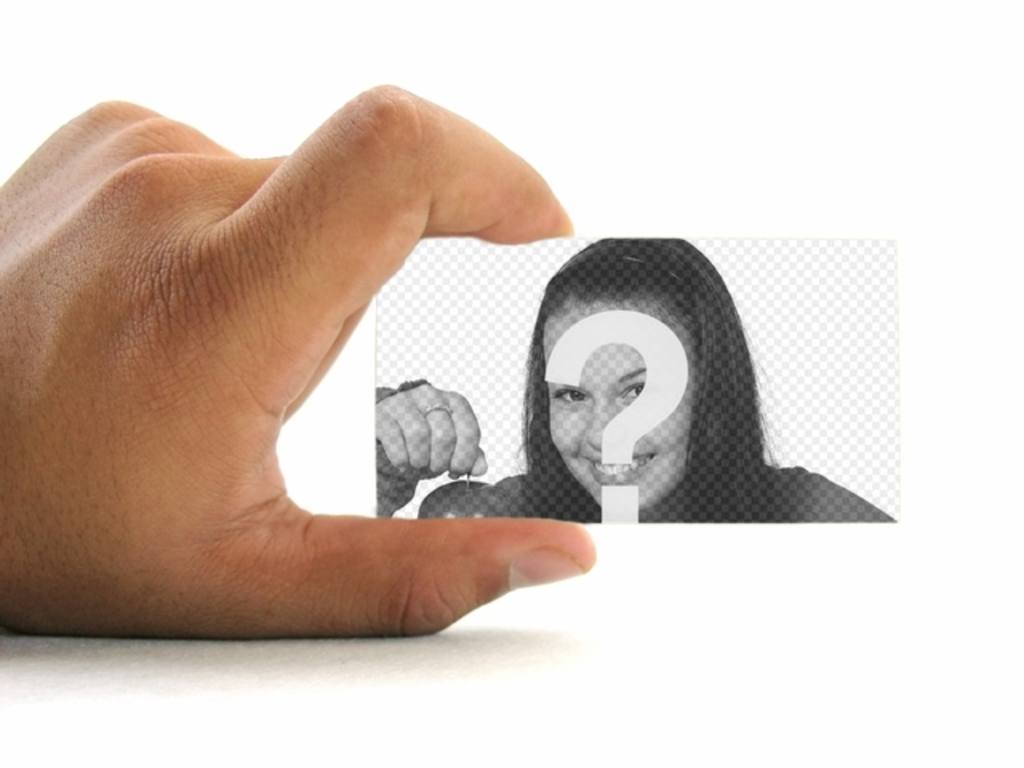 Fotomontagem para colocar sua foto em um cartão de visita realizada por uma mão com fundo..