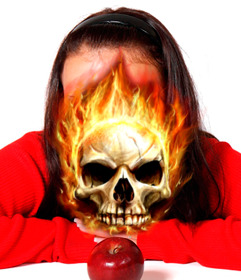 fotomontagem um cranio em chamas colocar em sua foto