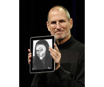 fotomontagem com personagens populares nesta montagem steve jobs ceo da apple mostra sua foto em um ipad