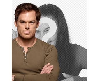 criar uma fotomontagem com dexter morgan colocando sua imagem fundo e adicionando o texto on-line gratuito